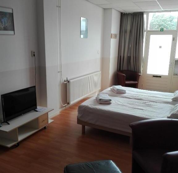 اتاق استاندارد سه نفره, Bed & Breakfast Vlissingen