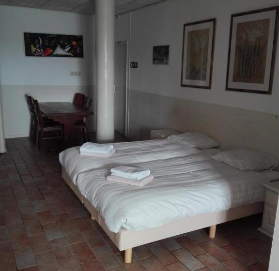 اتاق استاندارد سه نفره, Bed & Breakfast Vlissingen