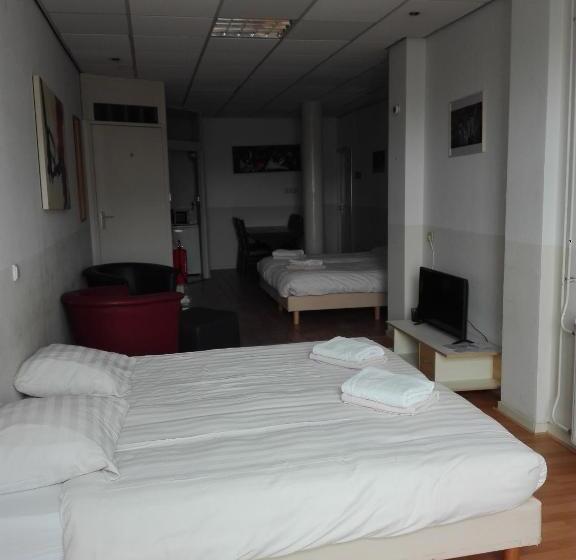 Номер Стандарт Трехместный, Bed & Breakfast Vlissingen