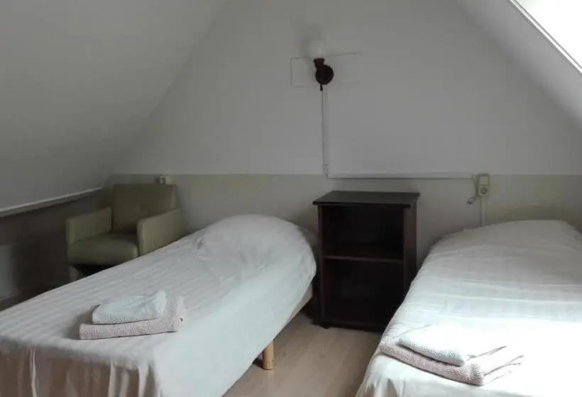 Standard Neljän Hengen Huone, Bed & Breakfast Vlissingen