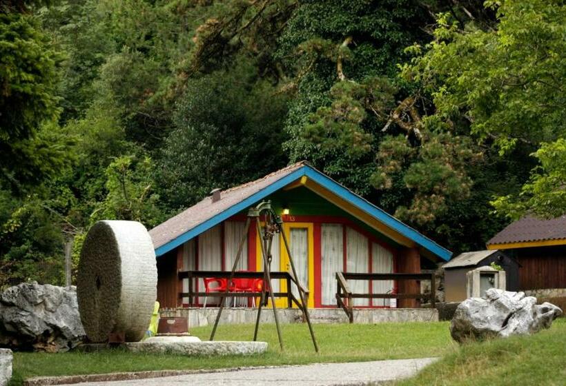 بانگلوی استاندارد 2 خوابه, Llogora Tourist Village