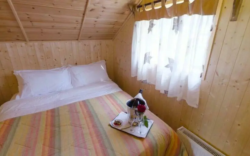 بانگلوی استاندارد 2 خوابه, Llogora Tourist Village