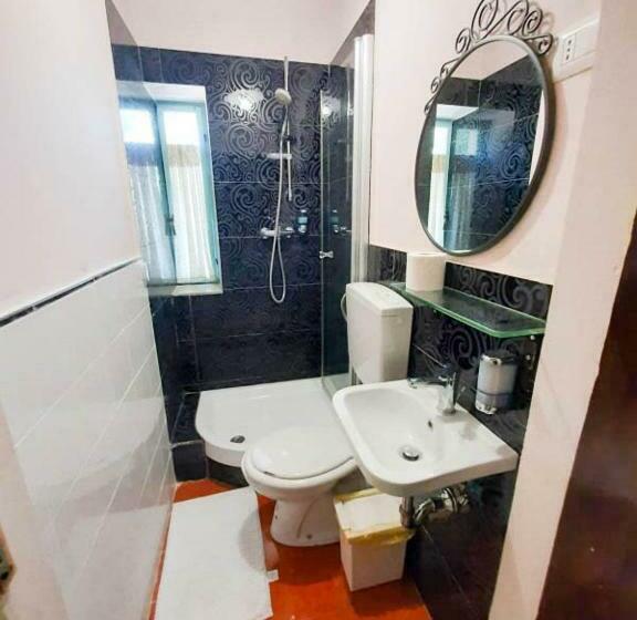 غرفة قياسية, Casale Valentini