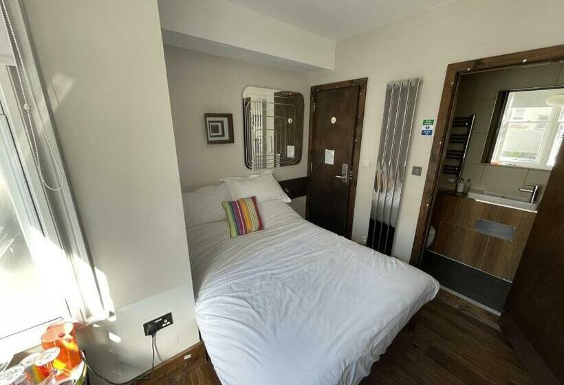 スタンダードルーム, Guest And The City