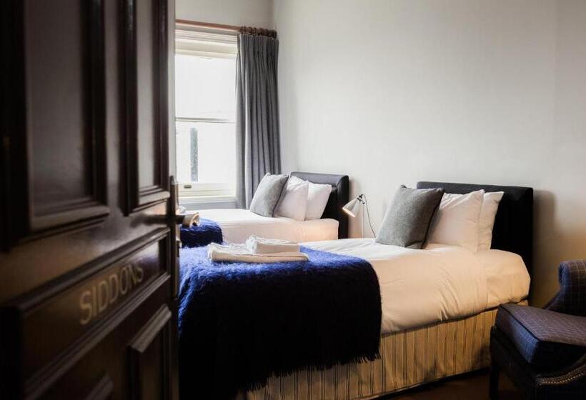 豪华房间, Hand & Flower