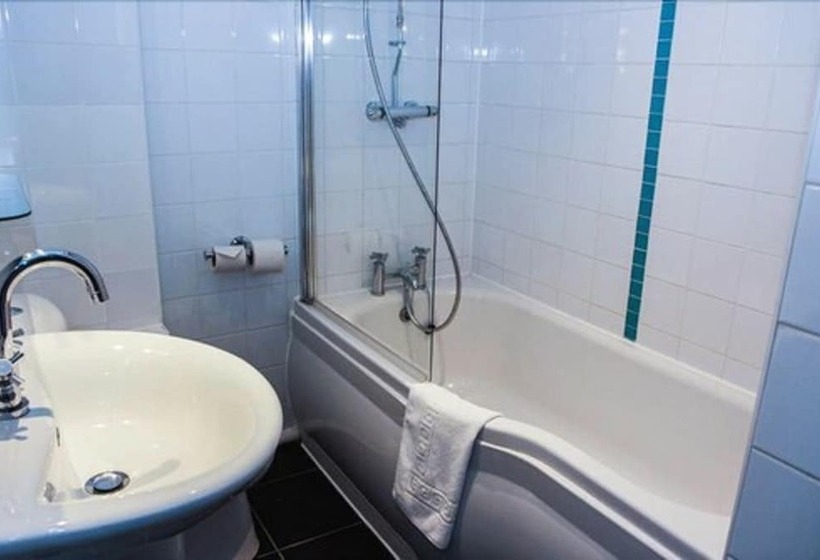 豪华房间, Hand & Flower