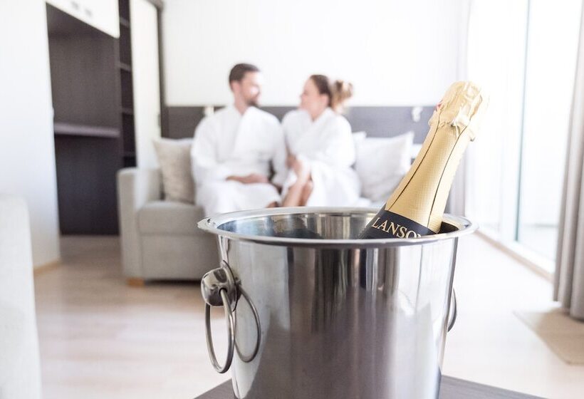 Номер Стандарт Трехместный, Kultaranta Resort