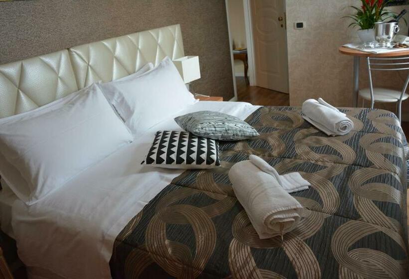 חדר סטנדרט, Le Stanze Del Console