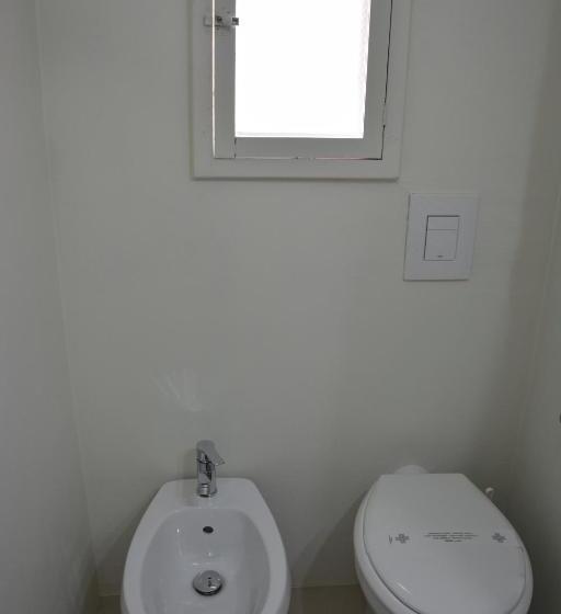 חדר סטנדרט, Le Stanze Del Console