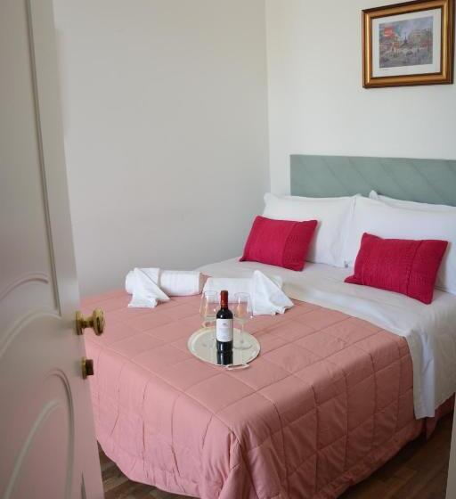 חדר בסיסי, Le Stanze Del Console