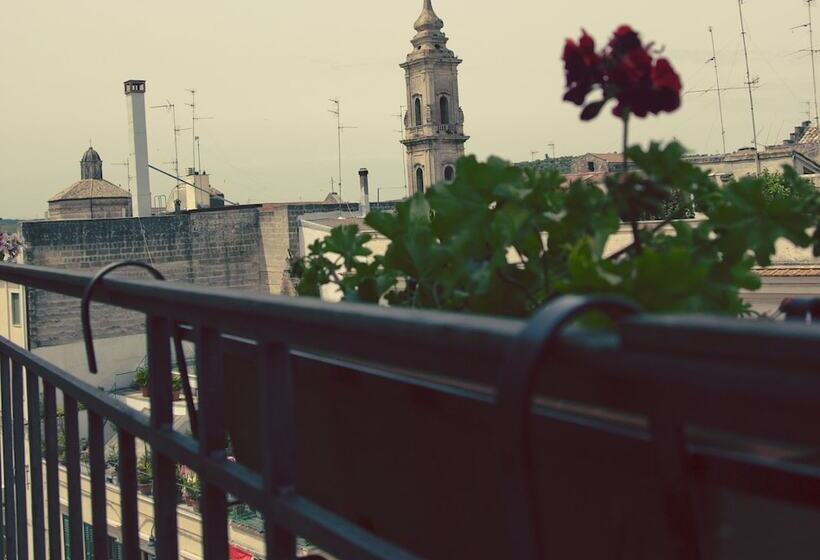 חדר סטנדרט לארבעה, Le Stanze Del Console