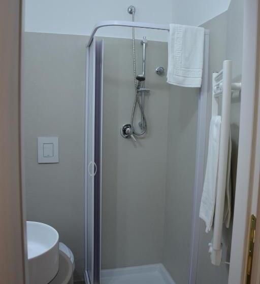 חדר סטנדרט, Le Stanze Del Console