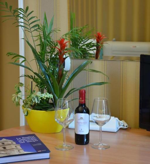 חדר סטנדרט, Le Stanze Del Console