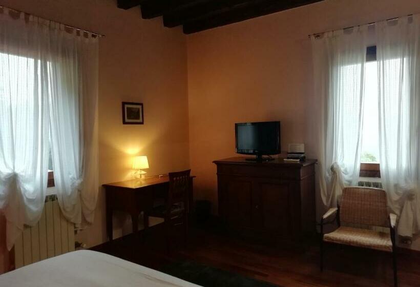 اتاق سوپریور, Locanda Degli Ulivi