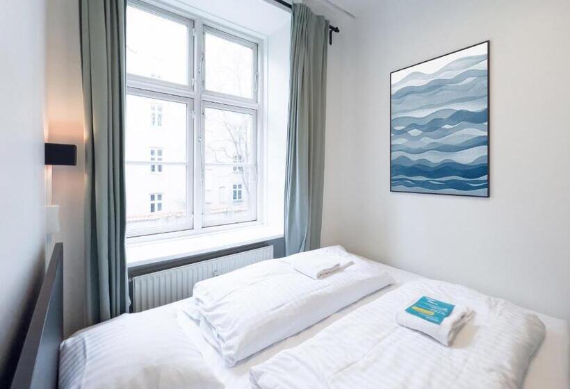 Номер Стандарт Совместная Ванная, Where To Sleep