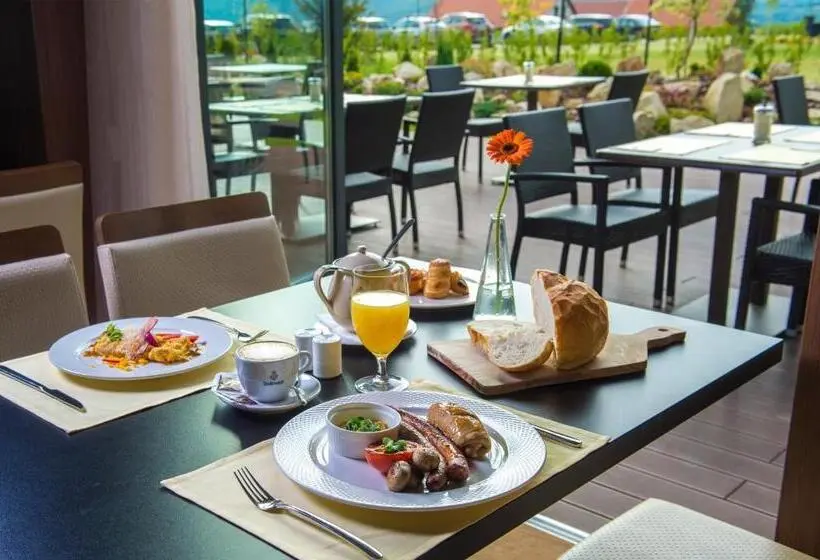 ハイドロマッサージバス付きスイート, Castellum Hotel Hollókő