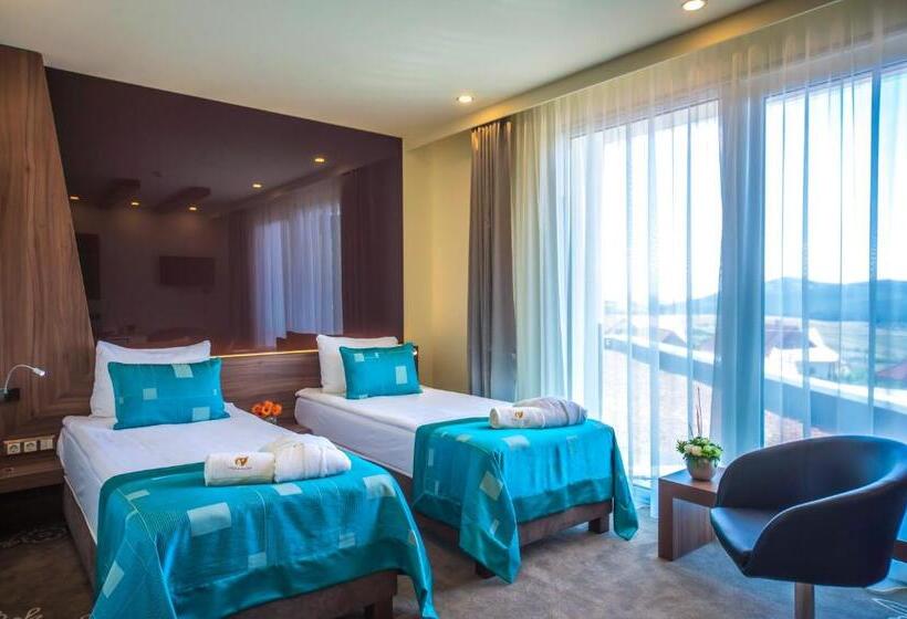 Номер Стандарт, Castellum Hotel Hollókő