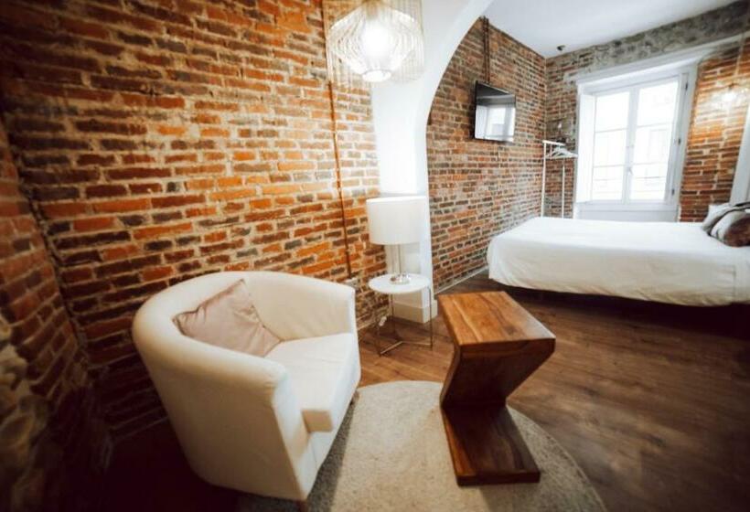 اتاق سوپریور, Hostal Albany Ancha