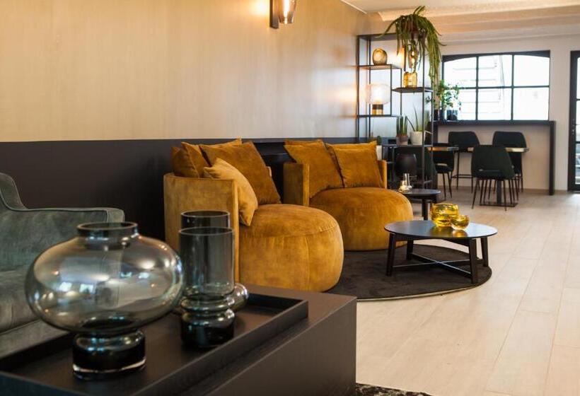 سوییت, B In Antwerp