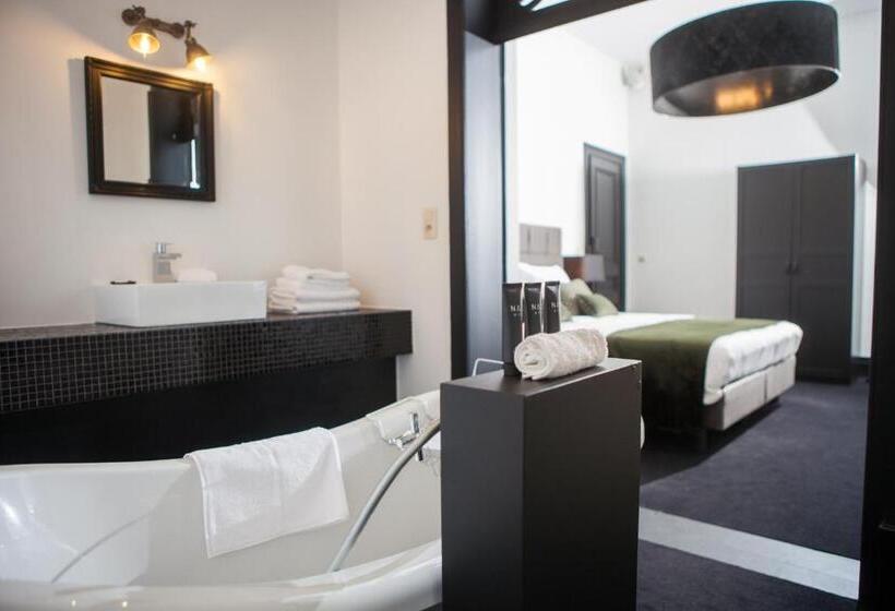 اتاق لوکس, B In Antwerp