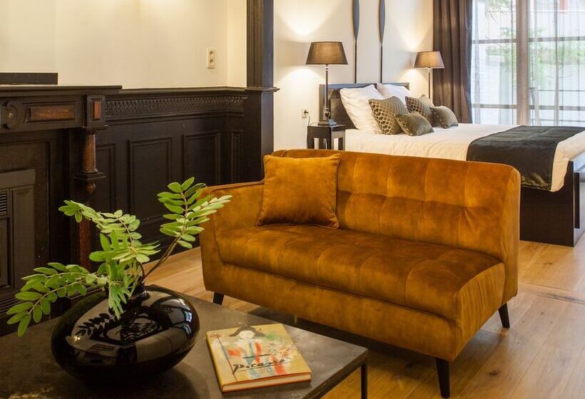 اتاق لوکس, B In Antwerp