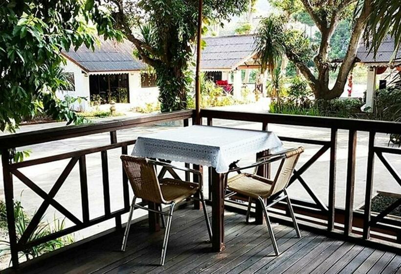 エコノミールーム, Banviewnam Camping & Resort