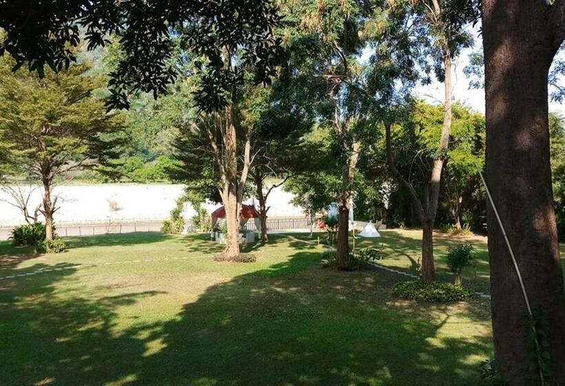 スーペリアールーム, Banviewnam Camping & Resort