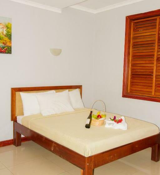 스탠다드 룸, The Hideaway