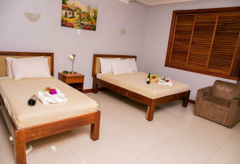 غرفة قياسية, The Hideaway