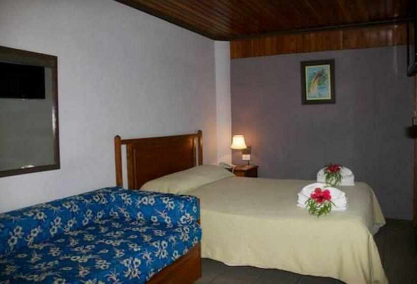 스탠다드 룸, The Hideaway