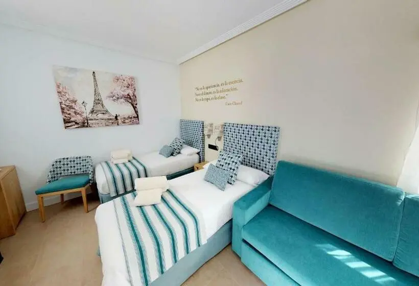 Standard Kolmen Hengen Huone, Hostal Boutique La Española By Bossh Hotels