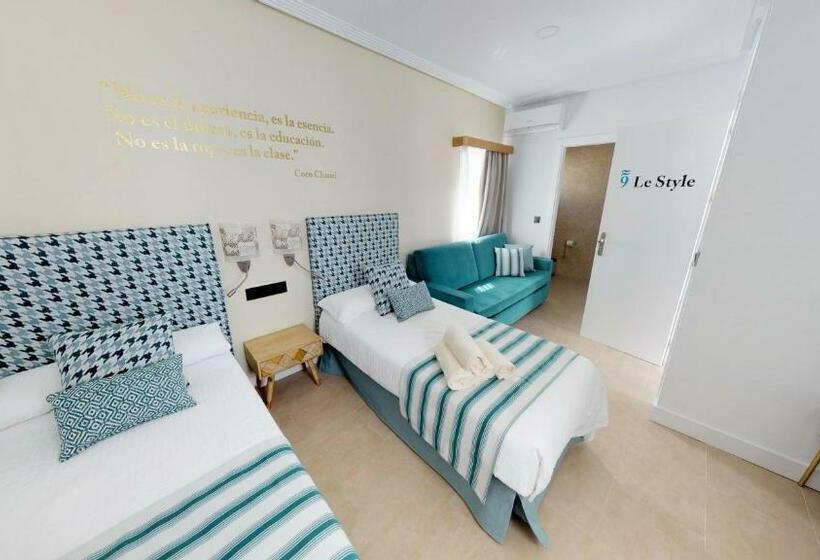 Номер Стандарт Трехместный, Hostal Boutique La Española By Bossh Hotels