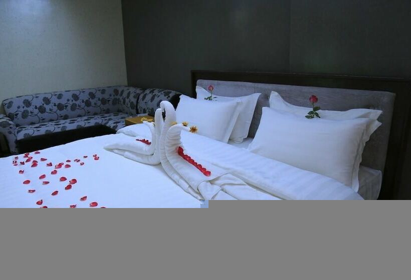 اتاق لوکس, King & Queen