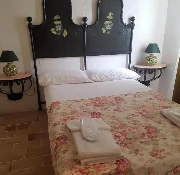 Standard Yhden Hengen Huone, Residenza Villa Spagnola