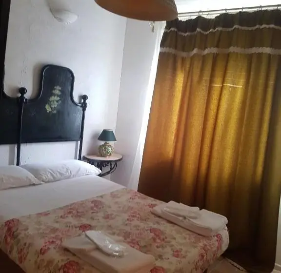 Standard Yhden Hengen Huone, Residenza Villa Spagnola