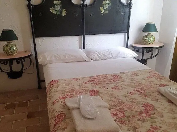 Standard Yhden Hengen Huone, Residenza Villa Spagnola