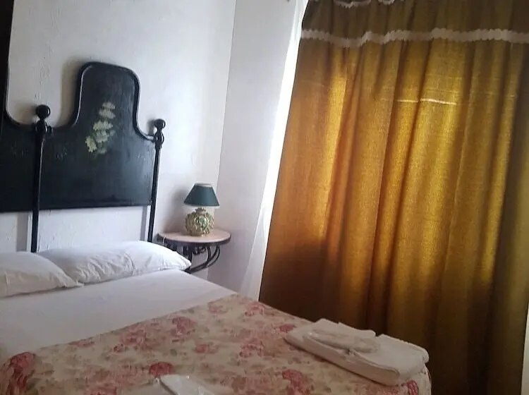 Standard Yhden Hengen Huone, Residenza Villa Spagnola