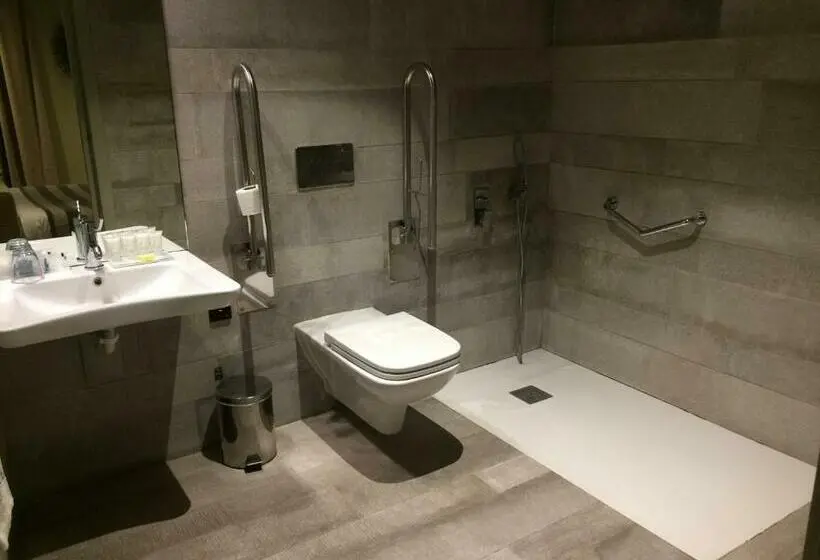 سوئیت پریمیوم, The Valentia Cabillers