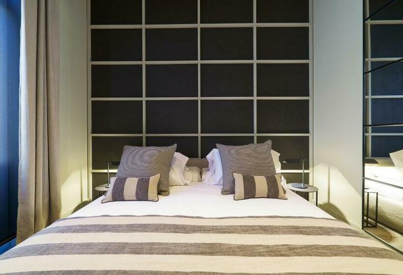 غرفة سوبيريور, The Valentia Cabillers