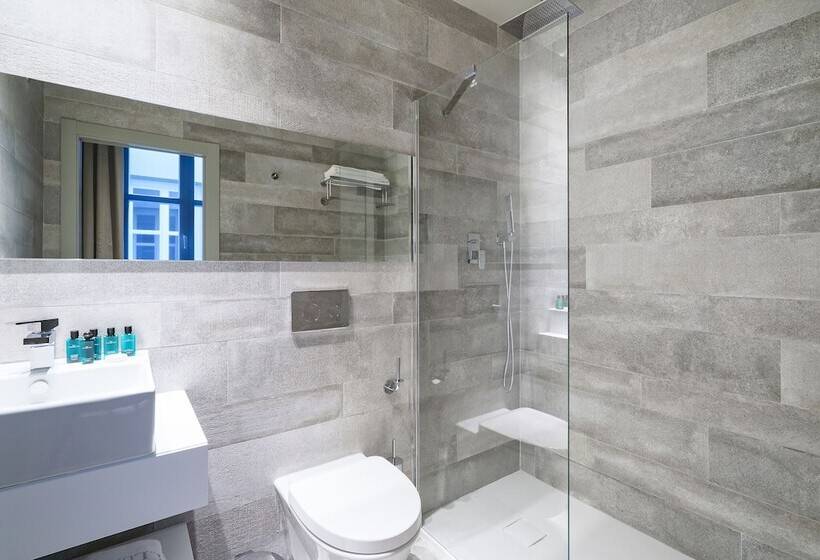 جناح كلاسيكي, The Valentia Cabillers