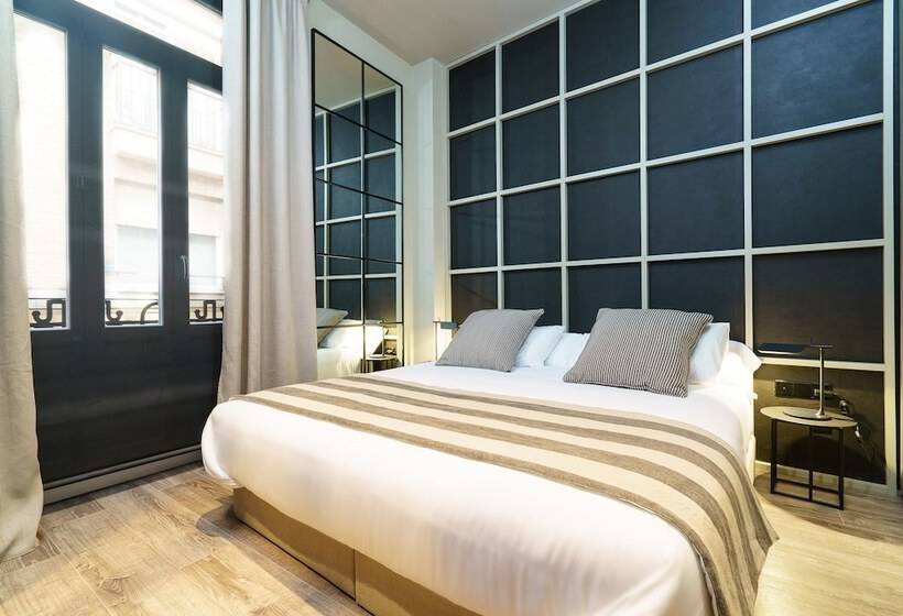 جناح كلاسيكي, The Valentia Cabillers