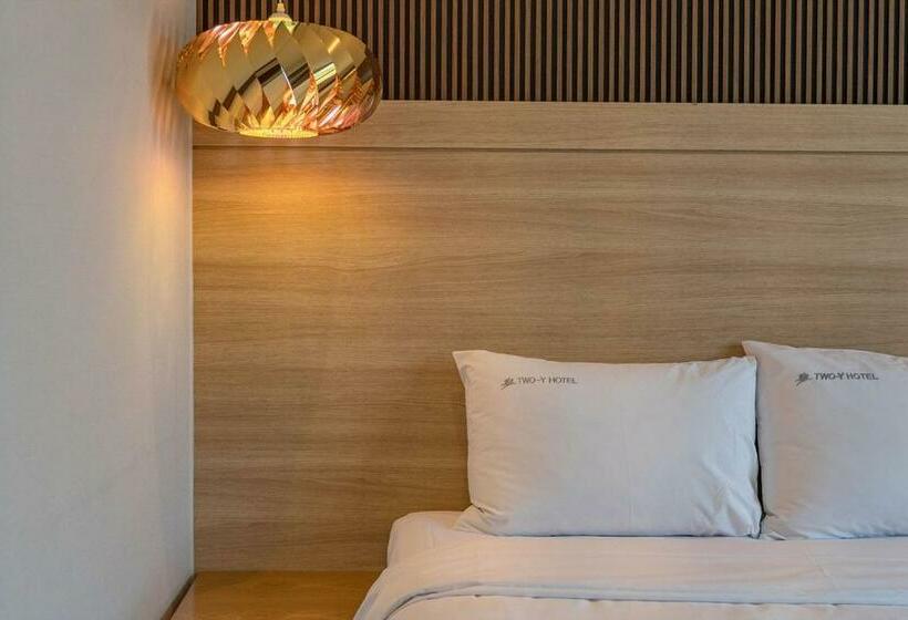 Cameră Standard cu Vedere la Munte, Two Y