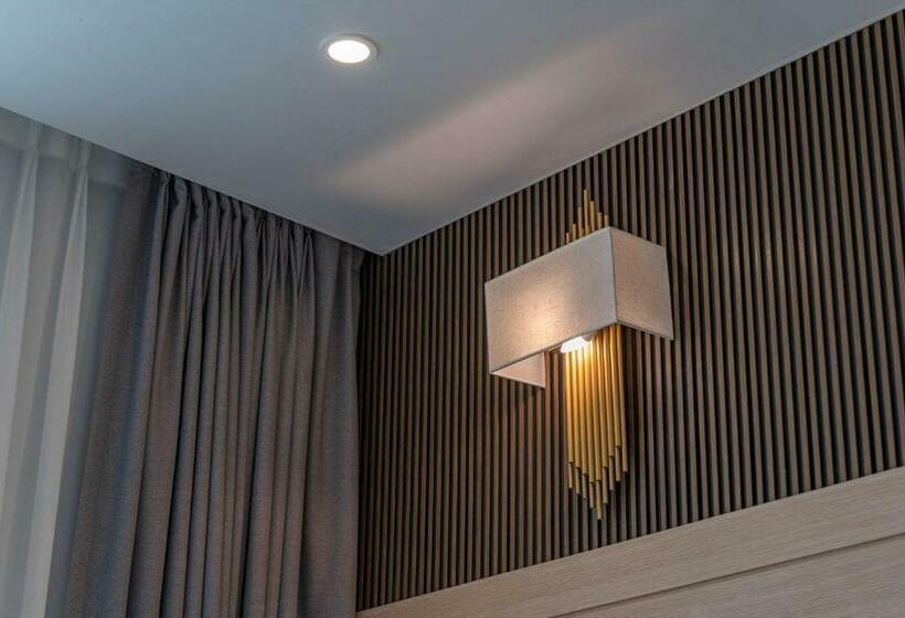 Cameră Standard cu Vedere la Munte, Two Y