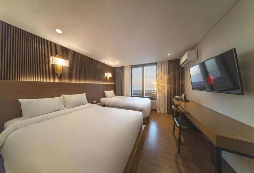 Cameră Deluxe cu Vedere la Mare, Two Y