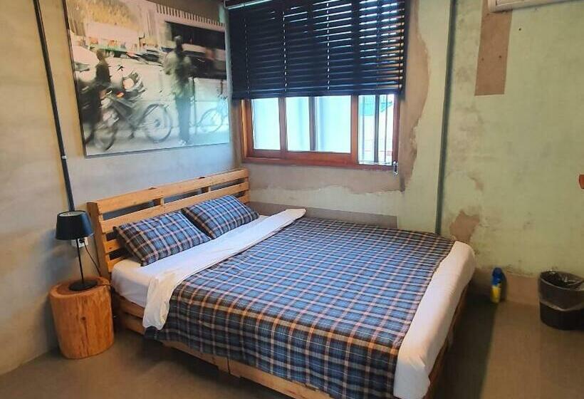 スタンダードルーム, Mido Hostel