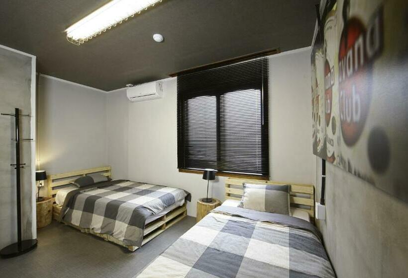 スタンダードルーム, Mido Hostel