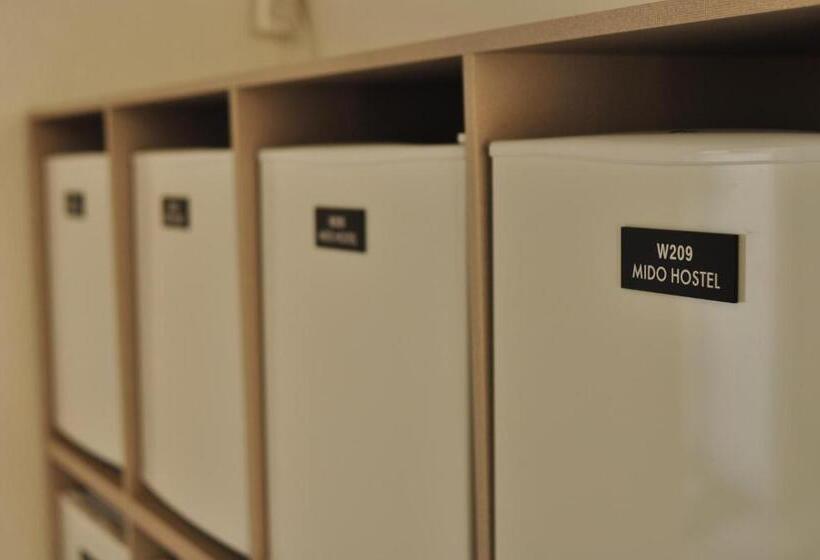 テラス付スタンダードルーム, Mido Hostel