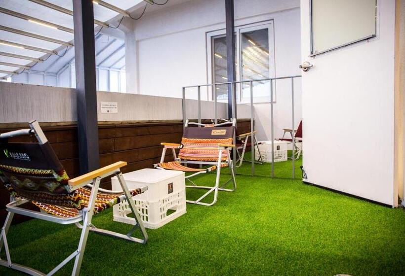 バルコニー付きスタンダードルーム, Mido Hostel