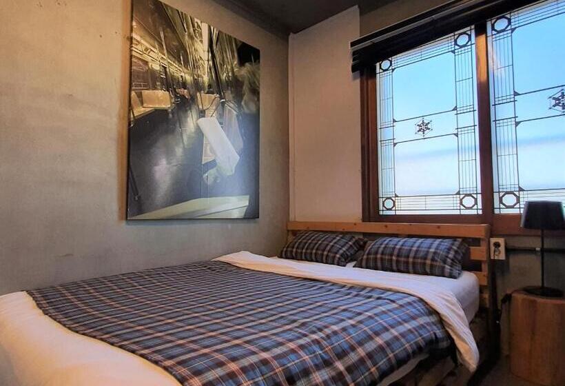 スタンダードシングルルーム, Mido Hostel