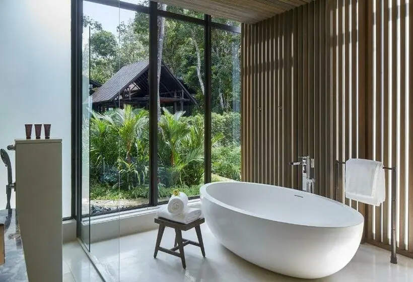 سوییت جونیور, The Ritz Carlton, Langkawi